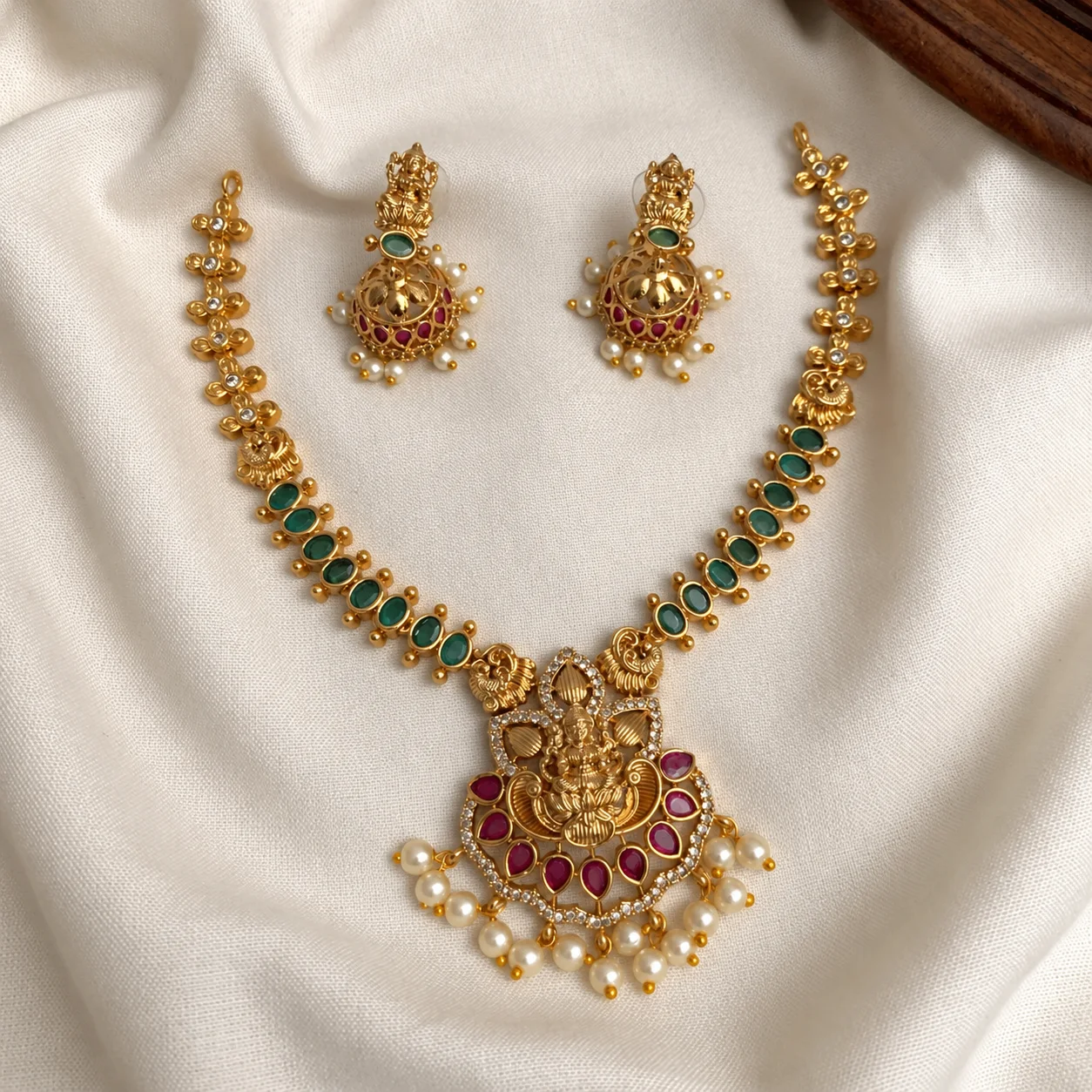 Premium Temple Attigai Necklace Set - Handcrafted Jewellery by Gleaming Glitz