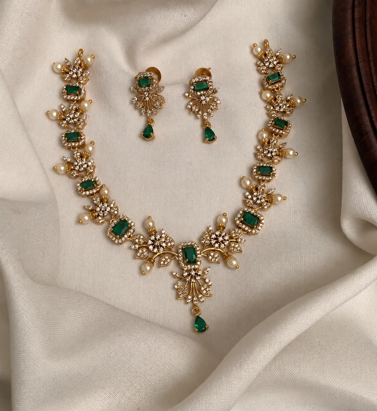 Premium Green CZ Stone  Necklace - Handcrafted Jewellery by Gleaming Glitz