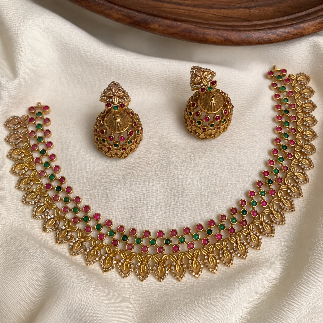 Antique Kemp Semi Bridal Necklace - Handcrafted Jewellery by Gleaming Glitz