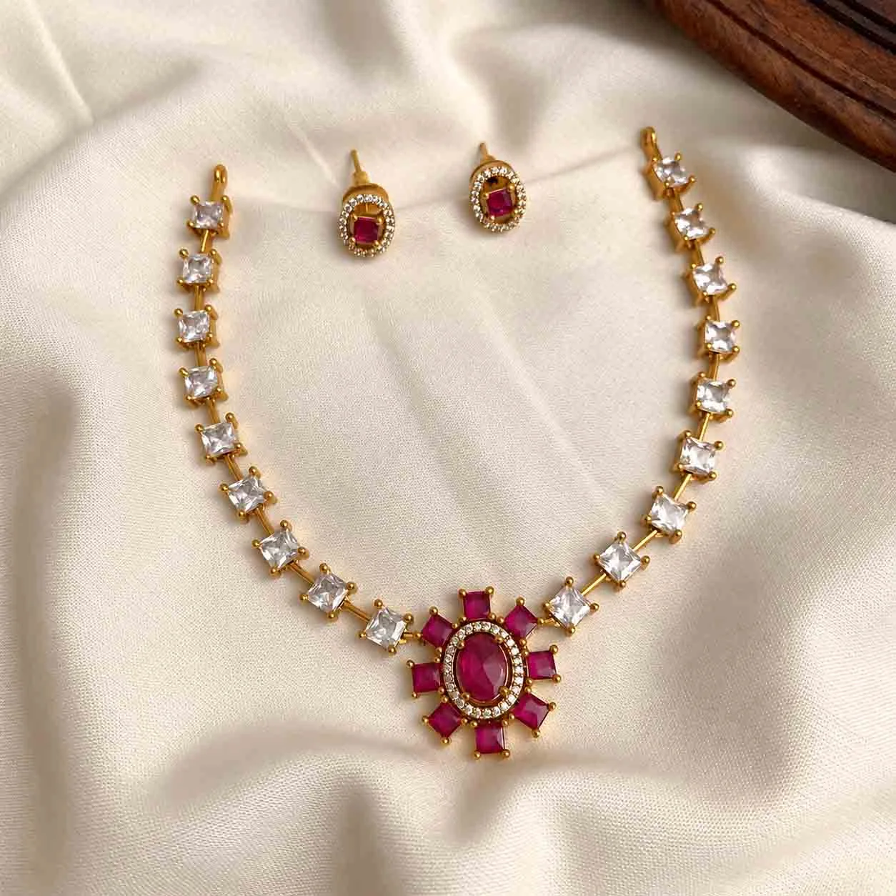 White and Red CZ Nacklace - Handcrafted Jewellery by Gleaming Glitz