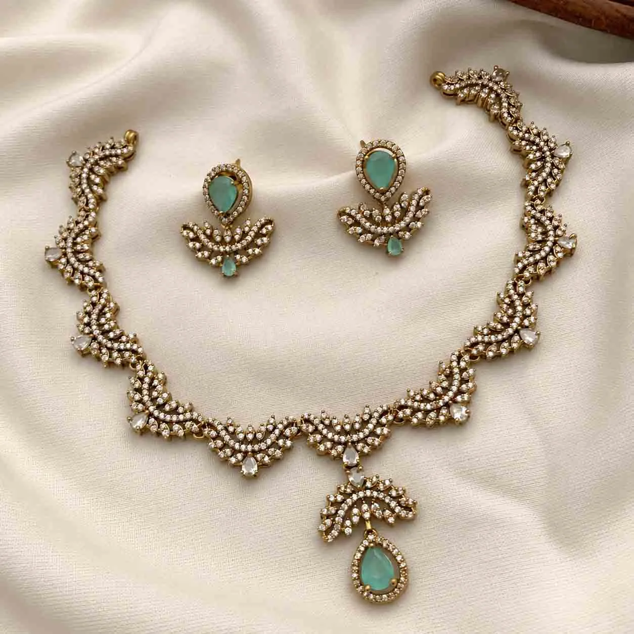 Exclusive Victorian Engagement Set - Handcrafted Jewellery by Gleaming Glitz